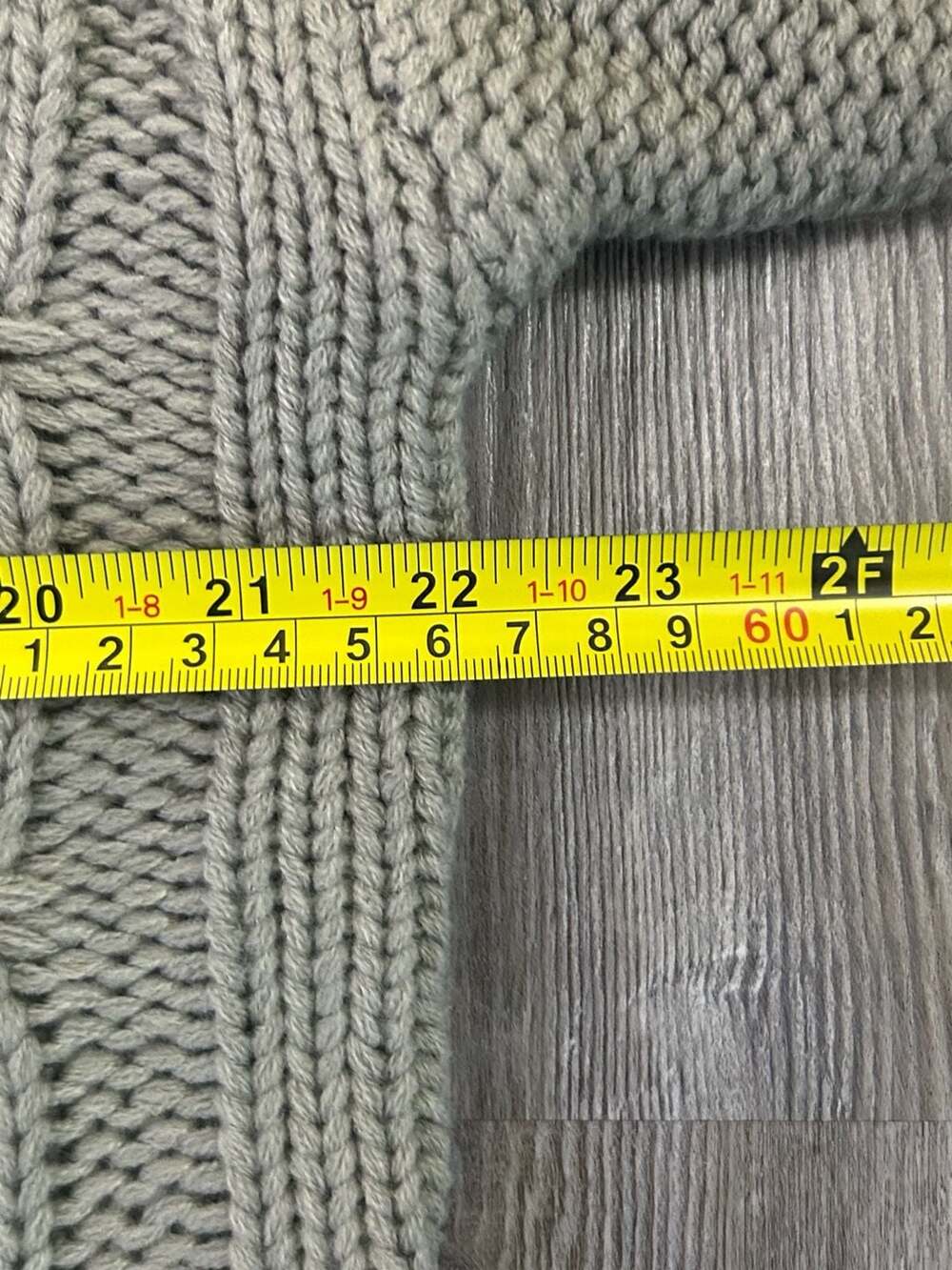 Edikted Olive Green V-Neck Cable Knit Sweater - Picture 4 of 7
